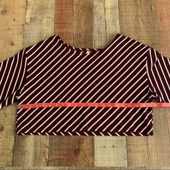 Free people maroon and white diagonal striped oversized cropped top -S - Picture 3 of 6